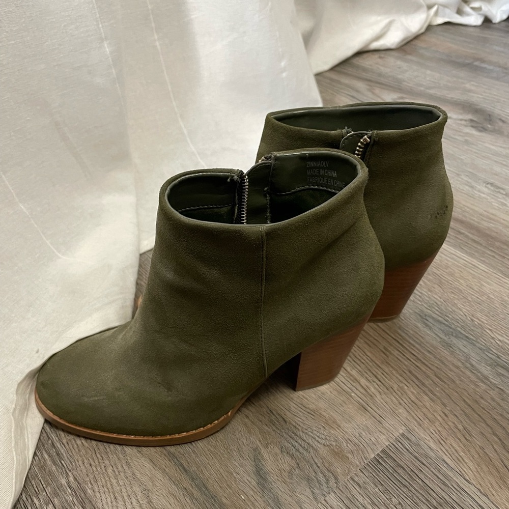 Green booties